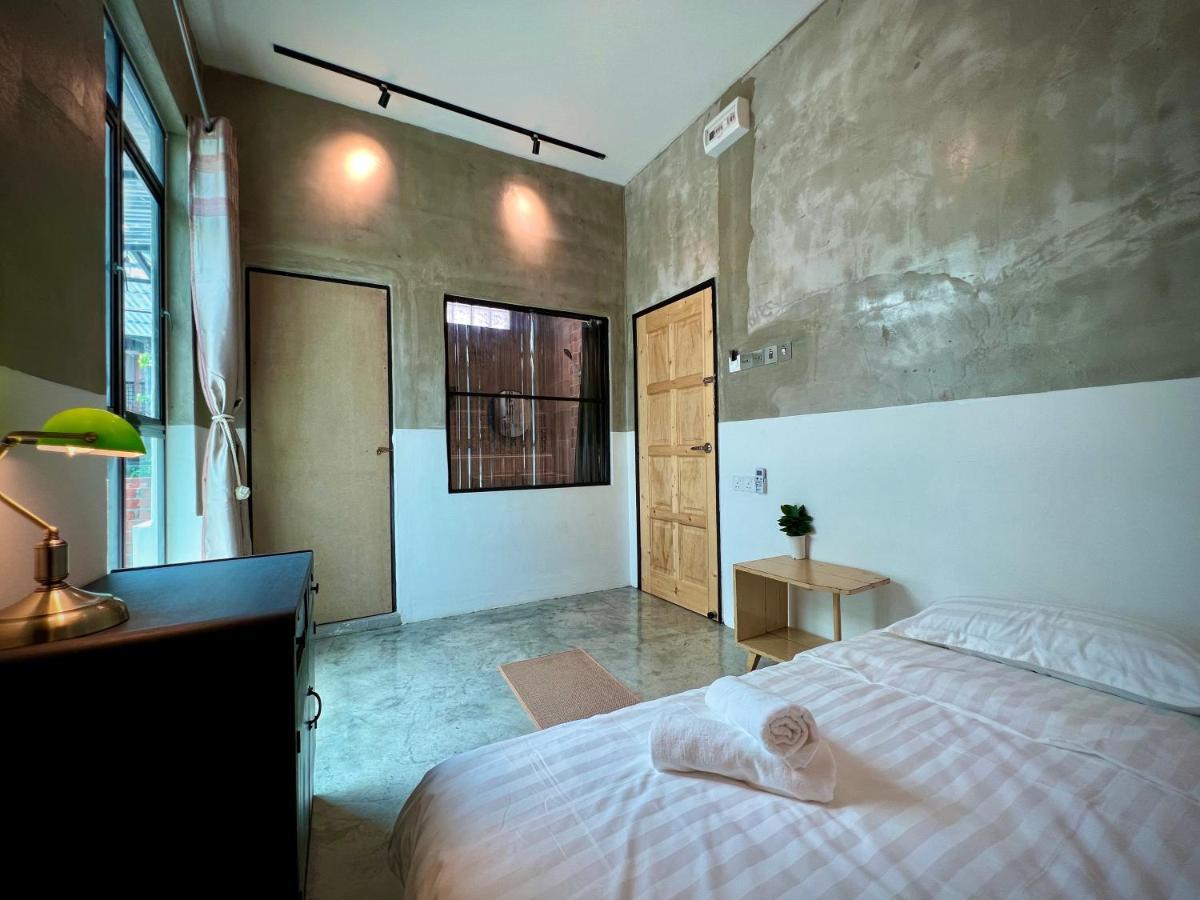 Dosomething Guest House 5 Ipoh Kültér fotó